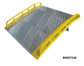 China Placa de aluminio ancha adicional del muelle de 72 pulgadas con los encintados de acero pintados naranja integral fábrica