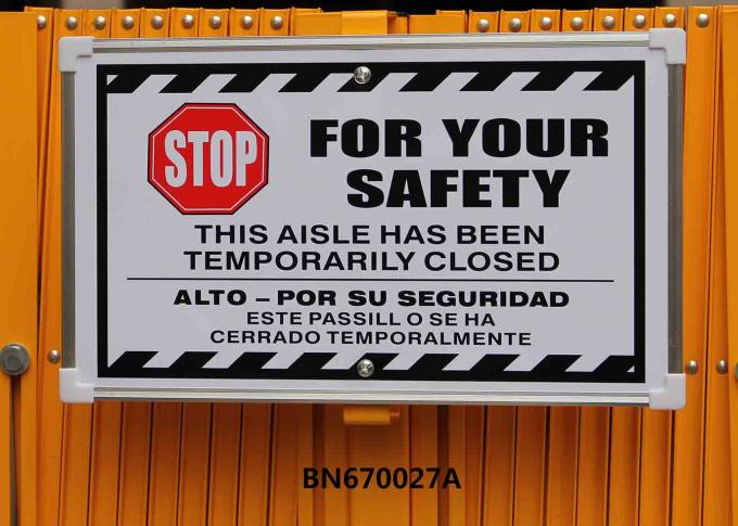 Puertas de seguridad plegables portátiles de acero resistentes de Warehouse con la etiqueta de advertencia